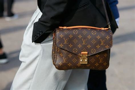 louis vuitton cross body|best crossbody louis vuitton.